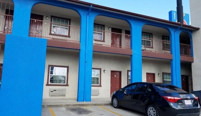 Airport Inn & Suites South Padre Island I 37