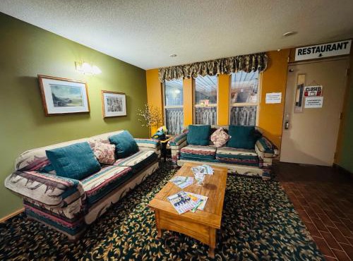 Airport Motor Inn