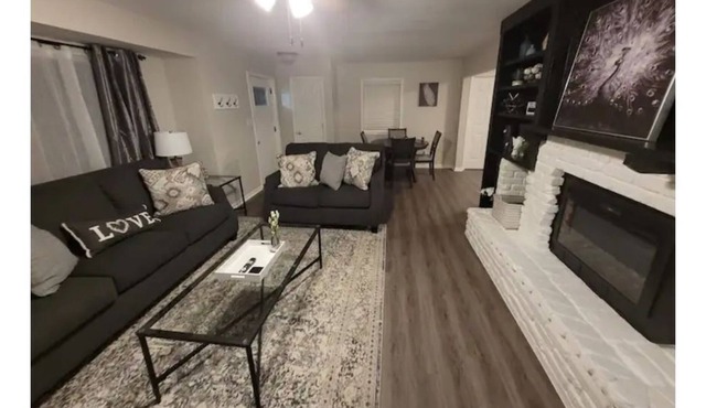 Airport Ranch Retreat. Min's to DWTN