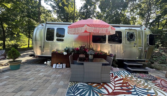 Airstream in Wine Country Hot Tub Extra Cost