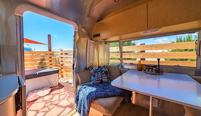 Airstream w/ Private Hot Tub (Unit K) - 4 Person Airstream with Private Hot Tub