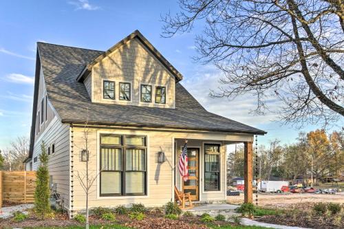 Airy Bentonville Studio < 1 Mile to City Square!