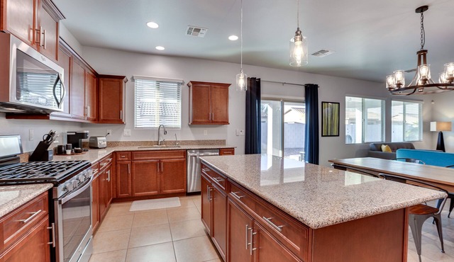 Airy Laveen Village Escape ~ 11 Mi to Phoenix!