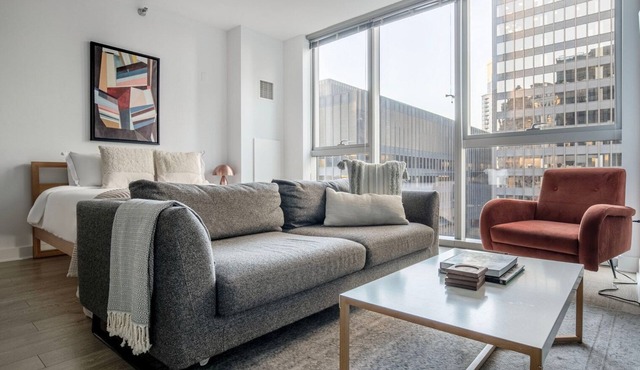 Airy Loop Studio w/Theater & Games, nr Millennium Park, by Blueground