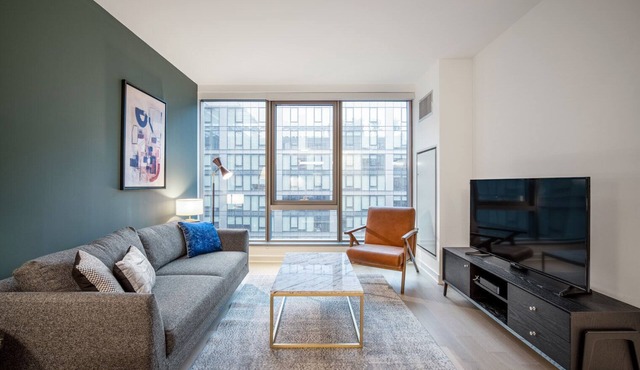 Airy Navy Yard 1BR w/W/D, Gym, Doorman, nr. Metro, by Blueground