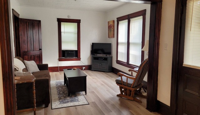 Airy Sanctuary in the Heart of Wine Country