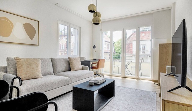 Airy Wiedikon 2.5BR w/W/D & Storage Room, nr Tram, by Blueground
