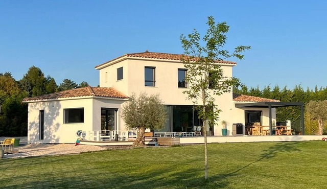 Aix en Provence Villa au Calme Piscine et Pétanque