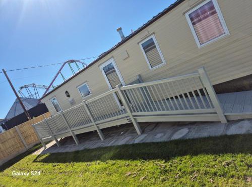 AJ Ray Properties A8