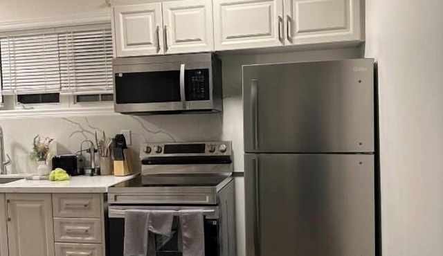 Ajax City Suite