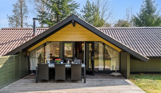 "Ajla" - 500m from the sea by Interhome