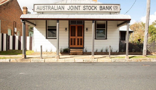 AJS Bank - Pet friendly