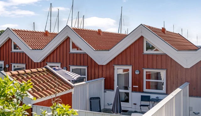 "Ake" - 10m to the fjord by Interhome
