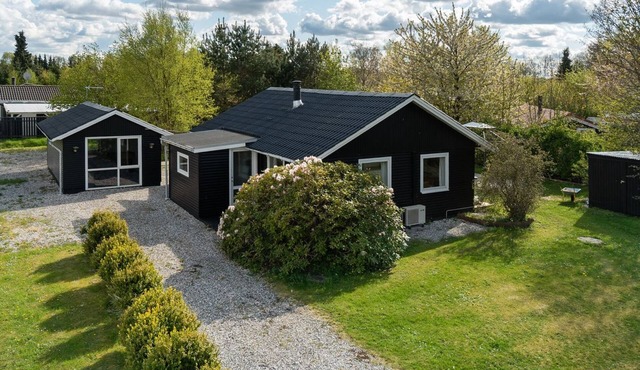 "Akira" - 500m to the fjord by Interhome