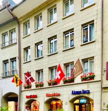 Akomo Bern