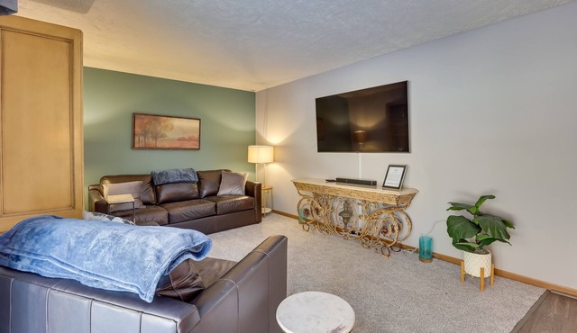 Akron Home w/Deck: Walk to Towpath Trail!