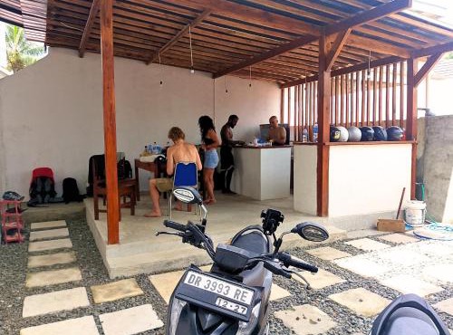 AL-Q Hostel & Private Rooms