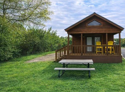 Al's Hideaway Cabin and RV Space, LLC