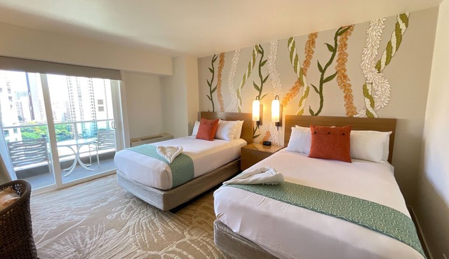 Ala Moana Hotel 13th FL R0 Studio - 2Double Beds 4Person