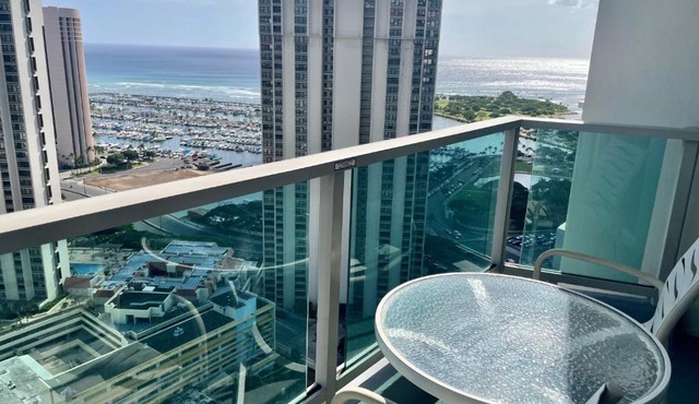 Ala Moana Hotel 31st floor