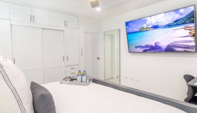 Ala Wishes Luxury Condo