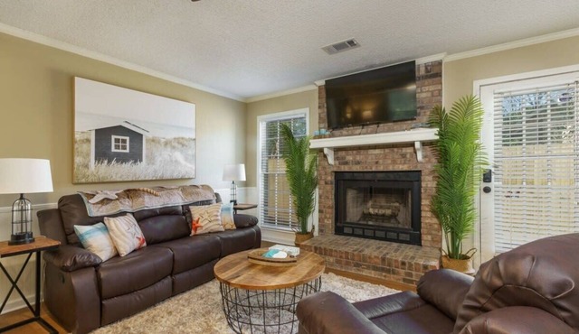 Alabama Get Away | Game Room, Location A+, Near Medical Ctr