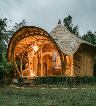 Alambali Bamboo House