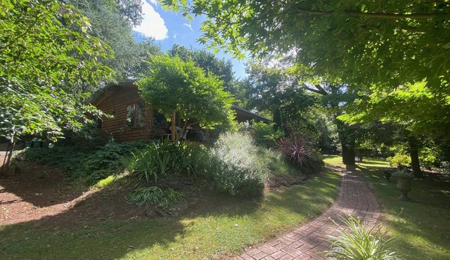 Alan's Place in Warburton