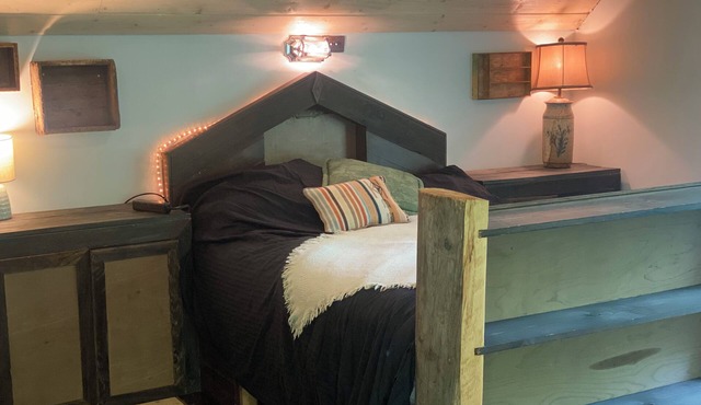 Alaskan cabin life