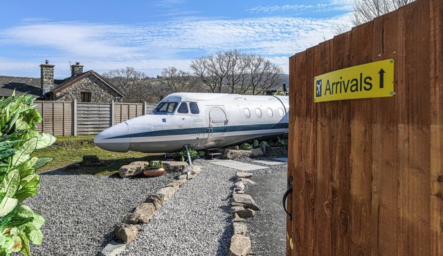 Alaya Airways - a retired vintage aircraft tucked away amidst Welsh mountains
