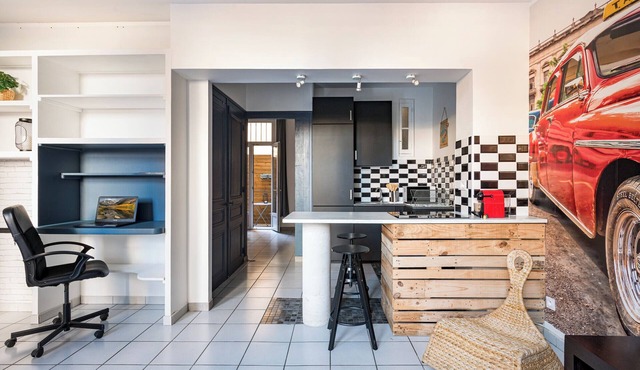 Alba - 60'S USA patio tram