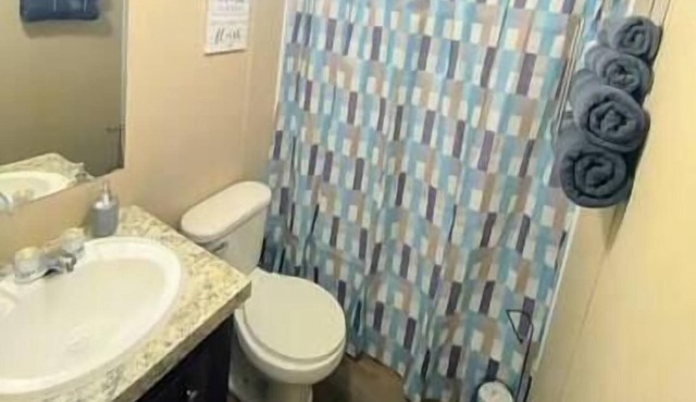 Albany Retreat: Near Muncie & BSU