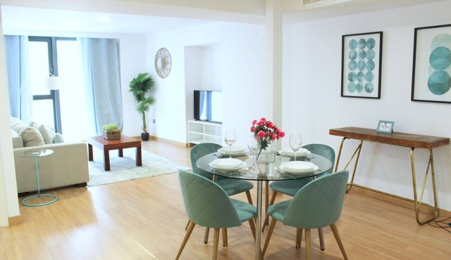Albareda 1 - One Bedroom Apartment, Sleeps 4