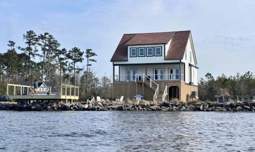 Albemarle Soundfront Retreat