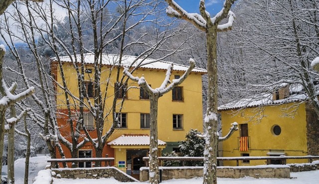 Alberg Roques Blanques