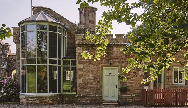 Albert Lodge - Luxury Cottages