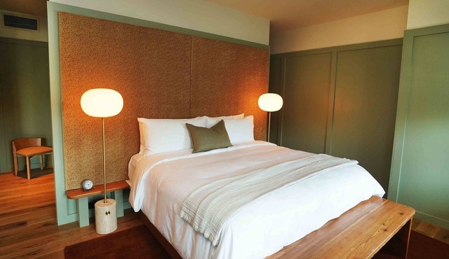 Albert Suite, The Albert Hotel | Spa Access, Firepits & Historic Setting