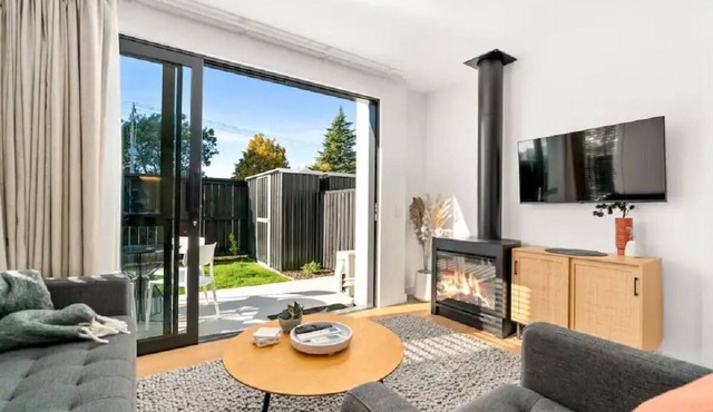 Albert Town, Wānaka Townhouse - Toi Toi