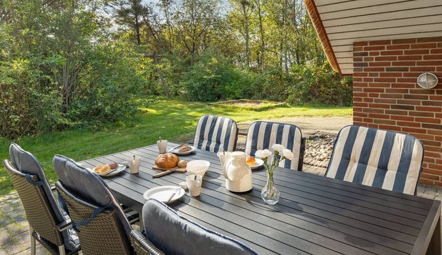 "Albin" - 2.8km from the sea by Interhome