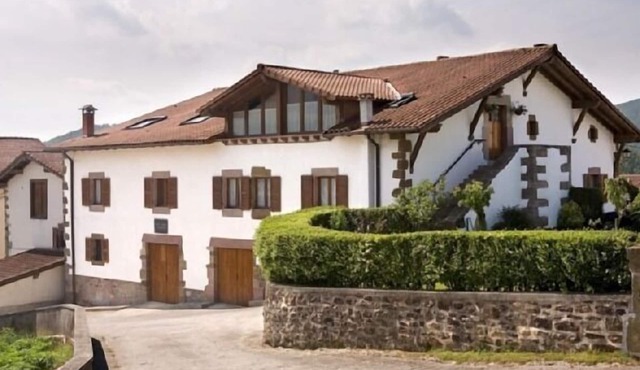Albirena Country House for 14 people