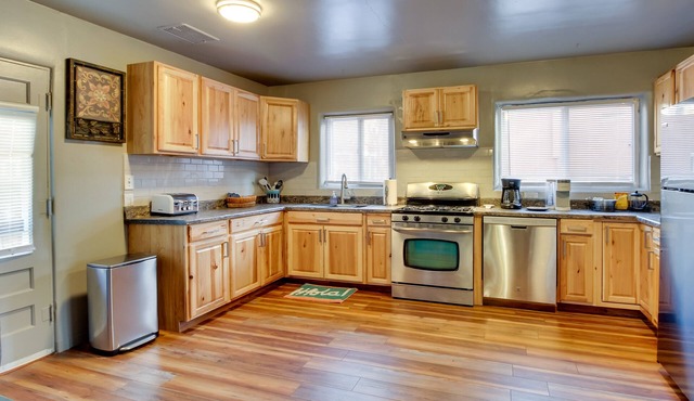 Albuquerque Home with Private Rooftop Deck!