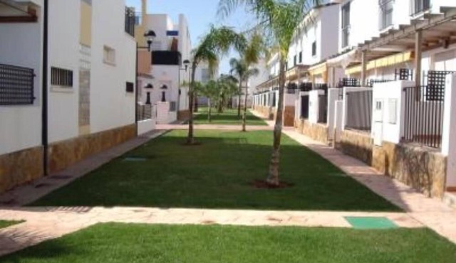 Alcossebre: apartment with pool.