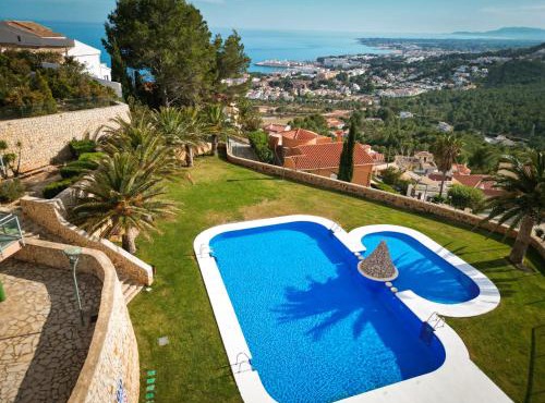 Alcossebre Panorama Suite, Piscina y Terraza con Vistas