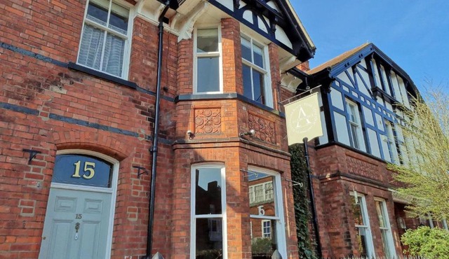 Alcuin Lodge Guest House