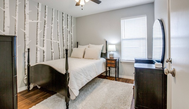 ALD Pet-friendly home with large backyard in Allen