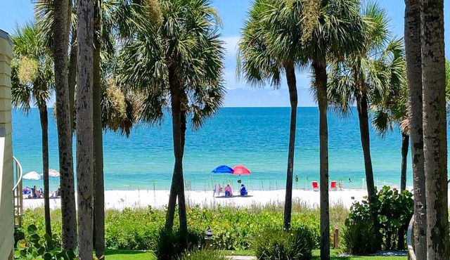 Aldea A8 Beachfront 2 Bedroom 2 Bath - Tranquil Belleair Beach