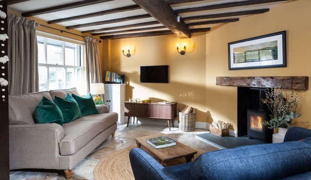 Alder Cottage sits proudly within a row of pretty terraced houses in the centre of the historic Cots