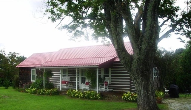 Alderman-Worrell Cabin, Enjoy Charming Newly Restored Cabin