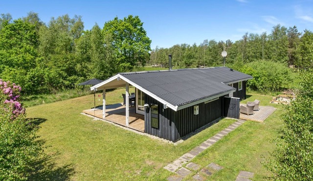 "Aldina" - 1.6km from the sea by Interhome