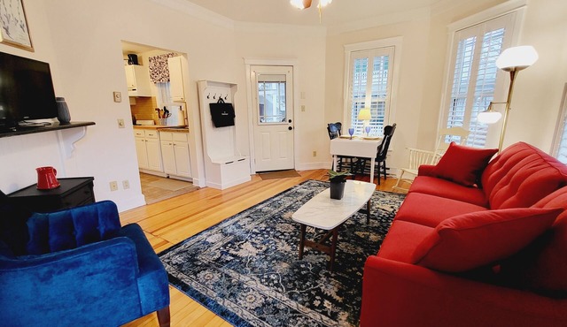 Aldine Simpson Suite SPACIOUS updated 1-bdrm w/lake view in heart of Chautauqua!